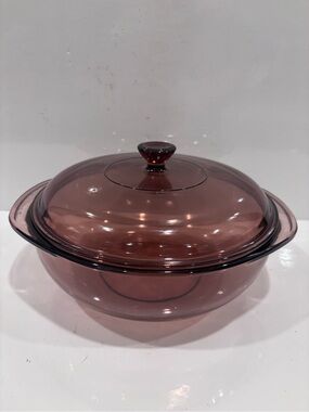 Vintage Pyrex Visions Cranberry 2.4L Covered Casserole Dish w/ Lid Corning USA